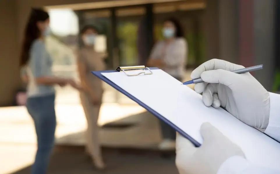 How to Build a Medical Equipment Purchase Checklist for Clinics and Home Care